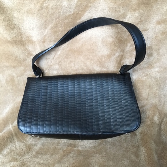 Black Ferragamo Shoulder Bag - Picture 4 of 5